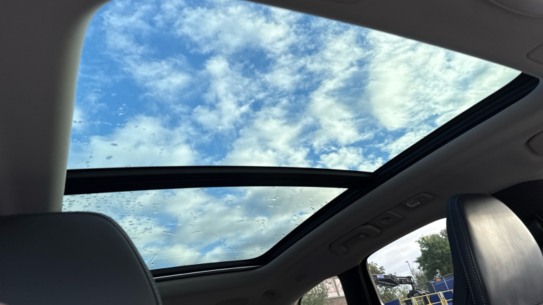 Volvo XC60 2.0 T8 [455] PHEV Ultra Dark 5dr AWD Geartronic Estate